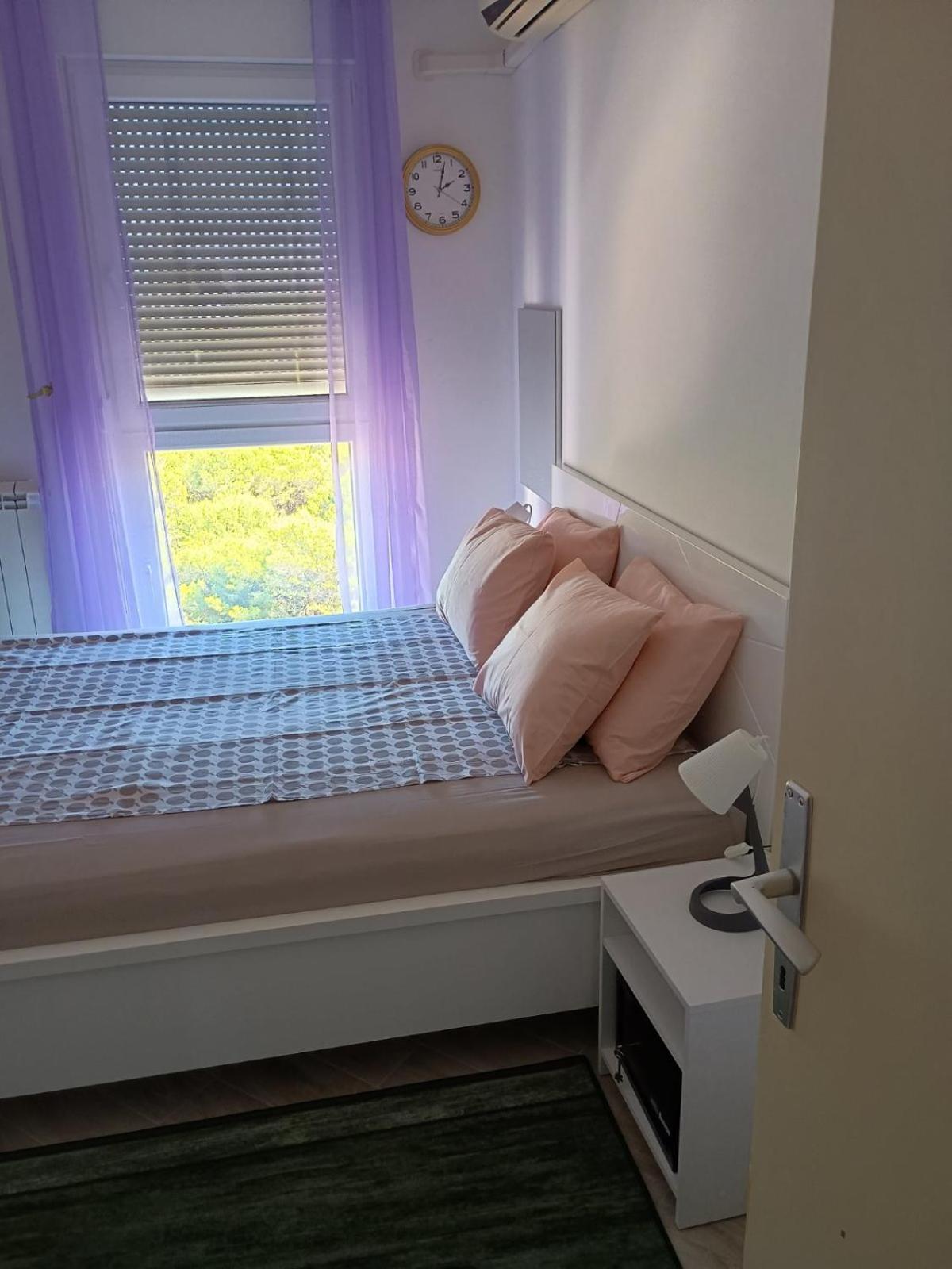 Sojourn Apartma *